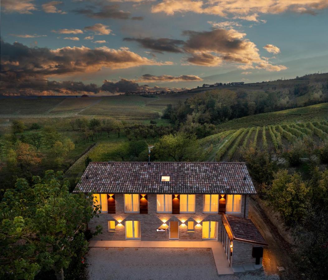 Borgo Roggeri - Country House Nelle Langhe La Morra Exterior photo